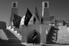 هشتمین سوگواره عاشورایی عکس هیأت-احمد محسنیان-بخش اصلی-سوگواری بر خاندان عصمت(ع)