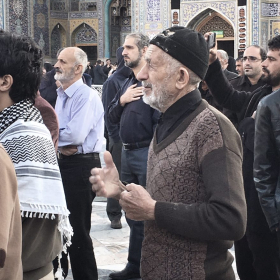 دهمین سوگواره عاشورایی عکس هیأت-مهدی لاری-مجالس احیای امراهل‌البیت علیهم‌السلام مجموعه عکس-موبایلی-با یا حسین یا حسین پیر می شویم (پیرغلامان)
