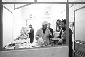 سوگواره سوم-عکس 19-سلیمان گلی-جلسه هیأت فضای بیرونی