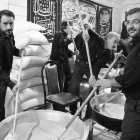 سوگواره پنجم-عکس 39-پویا بیات-جلسه هیأت