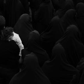 فراخوان ششمین سوگواره عاشورایی عکس هیأت-مهدی بلوری-بخش اصلی -جلسه هیأت