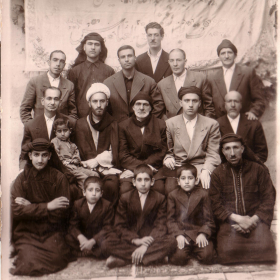 سوگواره سوم-عکس 2-اصغر محمد زاده-جلسه هیأت یادبود