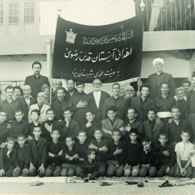 سوگواره چهارم-عکس 3-جواد فارغ- جلسه هیأت قدیمی کهن
