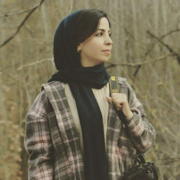 خدیجه  نادری