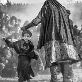 فراخوان ششمین سوگواره عاشورایی عکس هیأت-رسول مختاری-بخش اصلی -جلسه هیأت