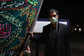 دهمین سوگواره عاشورایی عکس هیأت-پرویز گلی زاده-مجالس احیای امراهل‌البیت علیهم‌السلام تک عکس-دوربین دیجیتال