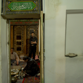 سوگواره سوم-عکس 3-علی معصومی-جلسه هیأت فضای بیرونی