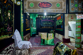 دهمین سوگواره عاشورایی عکس هیأت-تهمینه رحمانی-مجالس احیای امراهل‌البیت علیهم‌السلام مجموعه عکس-دوربین دیجیتال-هر خانه یک هیأت (روضه خانگی)
