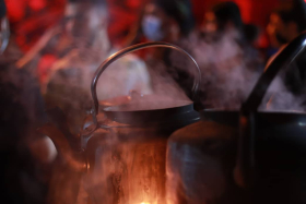 دهمین سوگواره عاشورایی عکس هیأت-محمدرضا ترکمن-مجالس احیای امراهل‌البیت علیهم‌السلام مجموعه عکس-دوربین دیجیتال-اقامه عزا (گزارشی از روند برگزاری مراسم هیأت از ابتدا تا انتها)