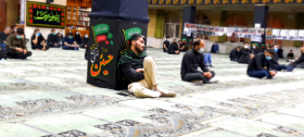 دهمین سوگواره عاشورایی عکس هیأت-علي شوهاني نژاد-مجالس احیای امراهل‌البیت علیهم‌السلام مجموعه عکس-دوربین دیجیتال-ز کودکی خادم این تبار محترمم (خادمی کودکان)