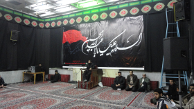 سوگواره اول-عکس 16-مسعود زندی شیرازی-جلسه هیأت فضای بیرونی