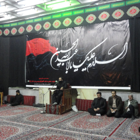 سوگواره اول-عکس 16-مسعود زندی شیرازی-جلسه هیأت فضای بیرونی