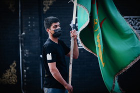دهمین سوگواره عاشورایی عکس هیأت-حسین حسنوند-مجالس احیای امراهل‌البیت علیهم‌السلام مجموعه عکس-دوربین دیجیتال-ز کودکی خادم این تبار محترمم (خادمی کودکان)