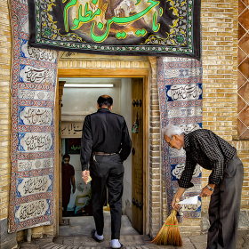 فراخوان ششمین سوگواره عاشورایی عکس هیأت-سیما سوداگر-بخش اصلی -جلسه هیأت