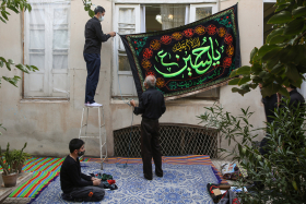 دهمین سوگواره عاشورایی عکس هیأت-امیر حسین نظری-مجالس احیای امراهل‌البیت علیهم‌السلام مجموعه عکس-دوربین دیجیتال-هر خانه یک هیأت (روضه خانگی)