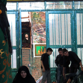 سوگواره چهارم-عکس 4-سیدمحسن سجادی-جلسه هیأت فضای بیرونی