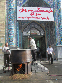 سوگواره سوم-عکس 21-رحیم حاج حیدری-جلسه هیأت فضای بیرونی
