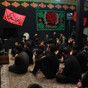 سوگواره چهارم-عکس 33-حامد اله وردی-جلسه هیأت فضای داخلی
