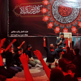 دهمین سوگواره عاشورایی عکس هیأت-علی رنجبر-مجالس احیای امراهل‌البیت علیهم‌السلام مجموعه عکس-موبایلی-میاندار هیأت، میاندار خدمت (هیأت و خدمات اجتماعی)