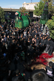 سوگواره چهارم-عکس 7-سیدمحسن سجادی-جلسه هیأت فضای بیرونی