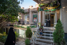 دهمین سوگواره عاشورایی عکس هیأت-مهناز نوریان-مجالس احیای امراهل‌البیت علیهم‌السلام مجموعه عکس-دوربین دیجیتال-هر خانه یک هیأت (روضه خانگی)