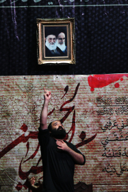 سوگواره سوم-عکس 2-حامد پاشایی-جلسه هیأت فضای داخلی