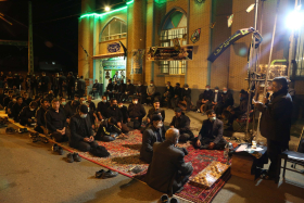 دهمین سوگواره عاشورایی عکس هیأت-پرویز گلی زاده-مجالس احیای امراهل‌البیت علیهم‌السلام تک عکس-دوربین دیجیتال