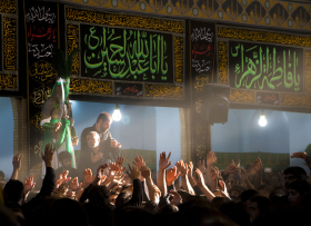 سوگواره پنجم-عکس 1-محمد حسین پاکدل-جلسه هیأت فضای بیرونی