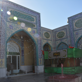 سوگواره چهارم-عکس 6-میلاد نریمانی-جلسه هیأت فضای بیرونی
