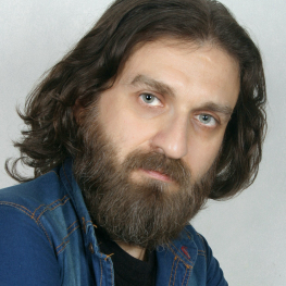 حجت   خودآمد