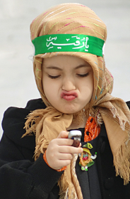 سوگواره دوم-عکس 2-عباس ترخان-جلسه هیأت فضای بیرونی 