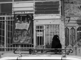 سوگواره سوم-عکس 4-حسین آذر-جلسه هیأت فضای بیرونی
