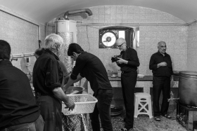 سوگواره چهارم-عکس 12-بهرام صدیق زاده-جلسه هیأت فضای داخلی