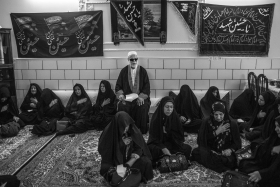 سوگواره چهارم-عکس 12-فاطمه عابدی-جلسه هیأت فضای داخلی