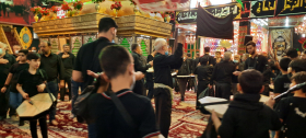 دهمین سوگواره عاشورایی عکس هیأت-جواد انتظار-مجالس احیای امراهل‌البیت علیهم‌السلام مجموعه عکس-موبایلی-اقامه عزا (گزارشی از روند برگزاری مراسم هیأت از ابتدا تا انتها)
