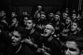 سوگواره چهارم-عکس 17-سید جواد میرحسینی-جلسه هیأت فضای داخلی