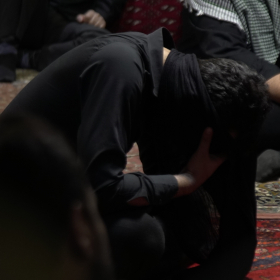 سوگواره پنجم-عکس 18-علی رحیمی-جلسه هیأت فضای بیرونی