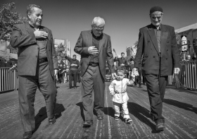 فراخوان ششمین سوگواره عاشورایی عکس هیأت-هادی دهقان پور-بخش اصلی -جلسه هیأت