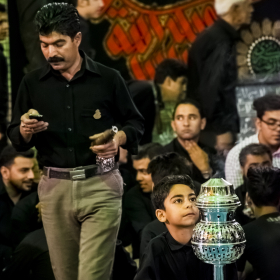 سوگواره چهارم-عکس 8-حسام الدین   باقری کفاش-جلسه هیأت فضای داخلی