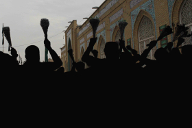 سوگواره دوم-عکس 8-مهدی حمله دار-جلسه هیأت فضای داخلی
