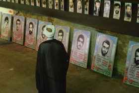 سوگواره چهارم-عکس 4-محمد مهدی شیرافکن-جلسه هیأت فضای بیرونی