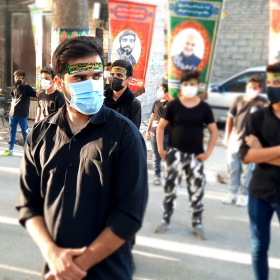 دهمین سوگواره عاشورایی عکس هیأت-علي شوهاني نژاد-مجالس احیای امراهل‌البیت علیهم‌السلام مجموعه عکس-دوربین دیجیتال-ز کودکی خادم این تبار محترمم (خادمی کودکان)