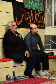 سوگواره چهارم-عکس 5-مهرداد  حسنی-جلسه هیأت فضای بیرونی