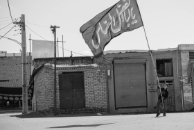 دهمین سوگواره عاشورایی عکس هیأت-امید محمدی-مجالس احیای امراهل‌البیت علیهم‌السلام مجموعه عکس-دوربین دیجیتال-اقامه عزا (گزارشی از روند برگزاری مراسم هیأت از ابتدا تا انتها)