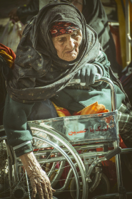 سوگواره پنجم-عکس 3-عباس ترخان-پیاده روی اربعین از نجف تا کربلا