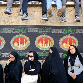 فراخوان ششمین سوگواره عاشورایی عکس هیأت-روزبه فکوری-بخش اصلی -جلسه هیأت