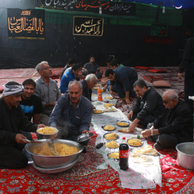 سوگواره دوم-عکس 9-امیر رضا فخری-جلسه هیأت فضای بیرونی 