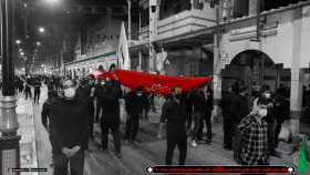 دهمین سوگواره عاشورایی عکس هیأت-محمد موثق پور-مجالس احیای امراهل‌البیت علیهم‌السلام مجموعه عکس-دوربین دیجیتال-همه اعضای یک پیکر همه سرباز یک سنگر (رعایت مسائل بهداشتی در هیأت)