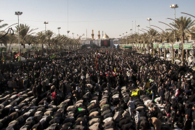 سوگواره دوم-عکس 10-علی دهقان-پیاده روی اربعین از نجف تا کربلا