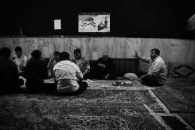 سوگواره پنجم-عکس 11-عرفان دادخواه کوچکی-جلسه هیأت فضای بیرونی